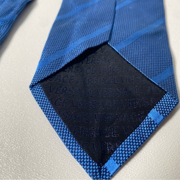 Versace Tie - Picture 3 of 7